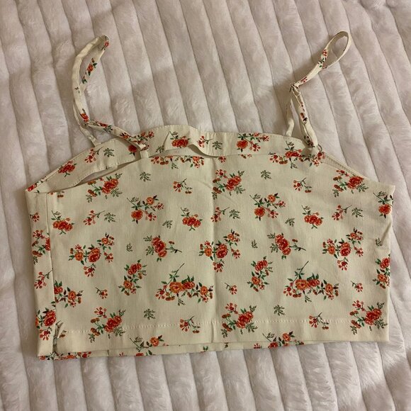 🌷 White Floral Print Vintage Forever 21 Crop Tank Top - Picture 2 of 3